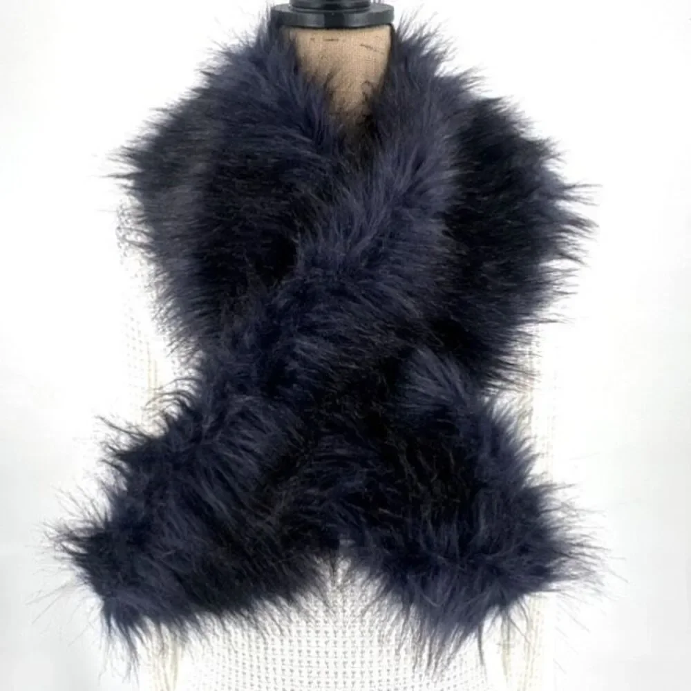 Club Monaco Faux Fur Pull Through Scarf Womens OS‎ Black Winter Collar Stole